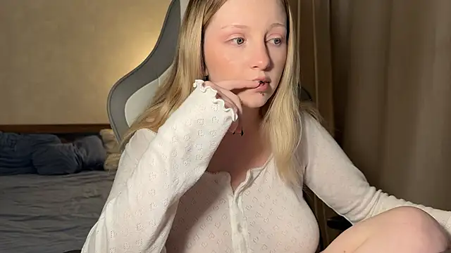 x ivy x online show from September 15, 5:31 pm