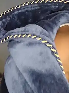 BrownEyed K online show from April 24, 10:51 am