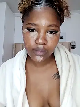 charmainexxx online show from December 21, 3:49 pm