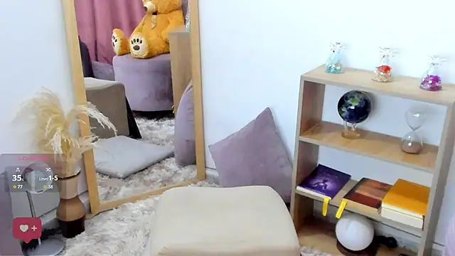  AllisonSweet  online show from March 31, 8:42 pm