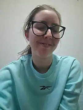 Sarah459 online show from April 24, 11:29 pm