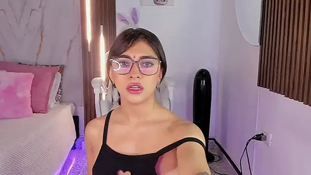 mia six66 online show from October 2, 11:48 am