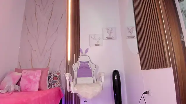 mia six66 online show from September 25, 11:09 am