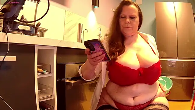 Endrocleia online show from April 10, 8:26 pm