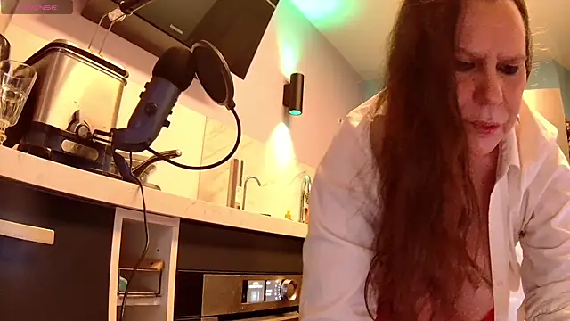 Endrocleia online show from February 14, 2:35 am