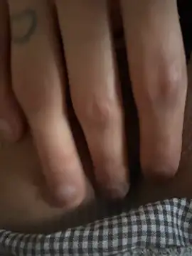 myloveforyouu online show from March 4, 2:23 pm