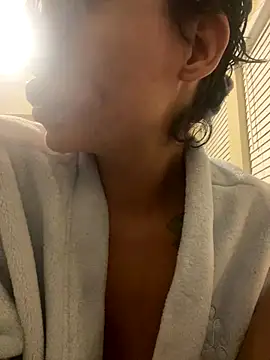 myloveforyouu online show from January 6, 4:05 am