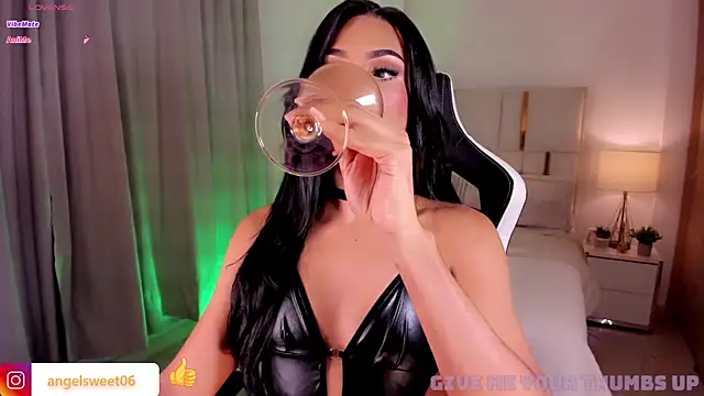 Angelina Rossi online show from June 12, 3:58 am