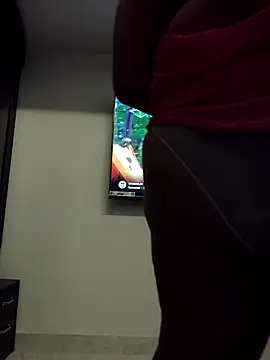 Snapshot of bigboobyrush chatting on October 2, 7:57 am bigboobyrush online show from October 2, 7:57 am