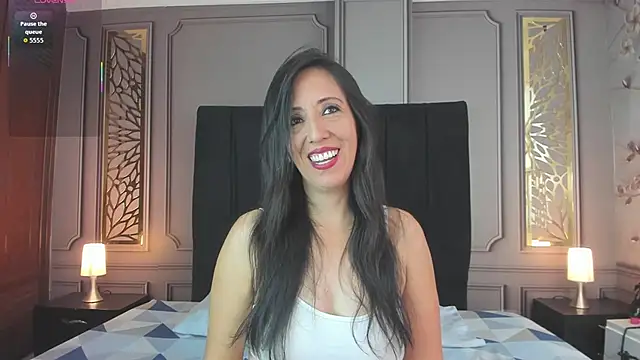 Snapshot of Bonnie__milf chatting on October 7, 12:09 pm Bonnie milf online show from October 7, 12:09 pm