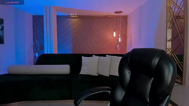 ValeriaRiveraX online show from September 26, 4:21 am