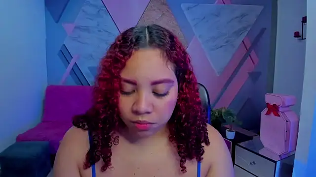 AngelaCoffee online show from November 6, 3:56 am