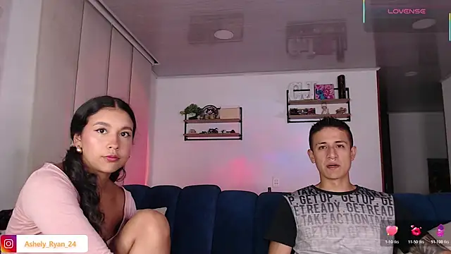 ashely ryan24 online show from August 3, 2:59 am