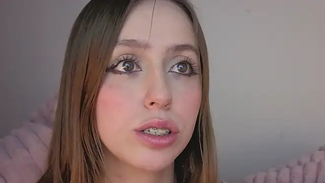 SofiaGc online show from December 20, 3:43 am