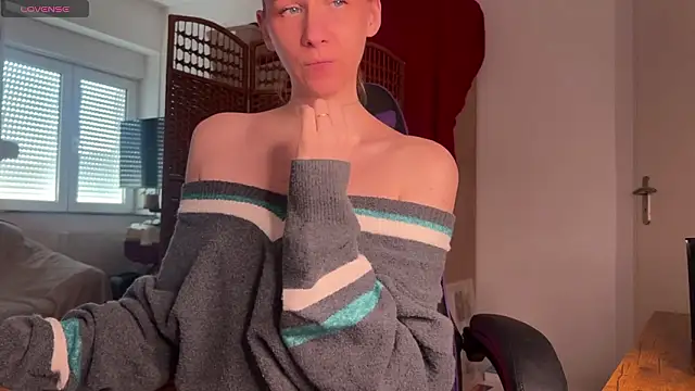 Caliiie-of online show from March 22, 12:55 pm