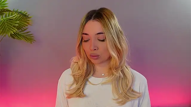 Jessielle online show from January 18, 3:30 pm