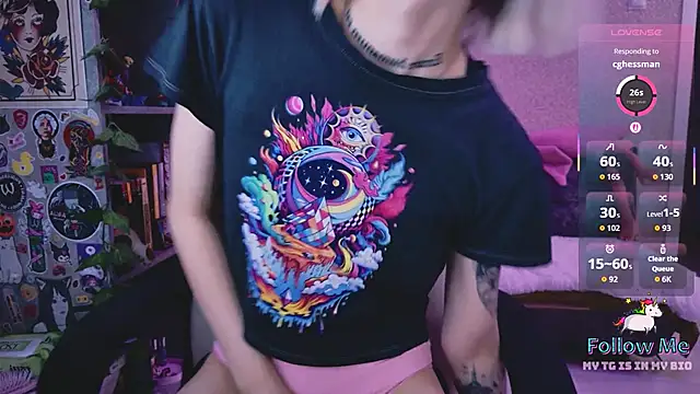 NaniMoore online show from April 3, 9:13 pm