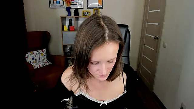 Snapshot of FrancescaCollins chatting on October 20, 2:42 pm FrancescaCollins online show from October 20, 2:42 pm