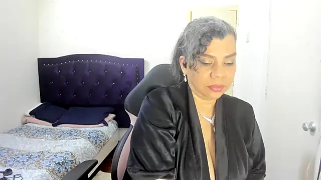 vikyadams online show from September 13, 9:56 pm