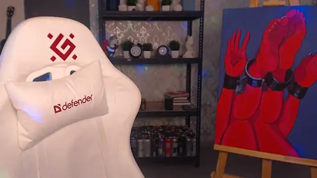 FascinatingEyess online show from October 6, 6:45 pm