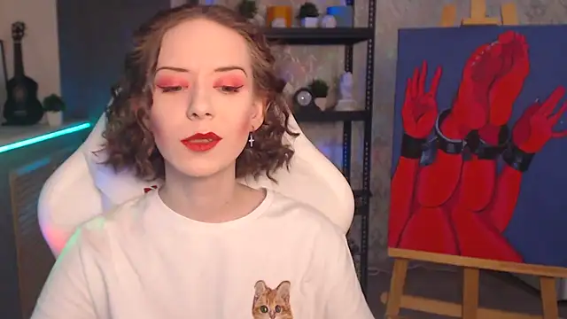 FascinatingEyess online show from November 15, 7:15 pm