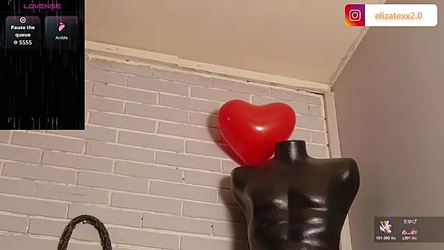 elizatexx online show from April 25, 5:10 pm