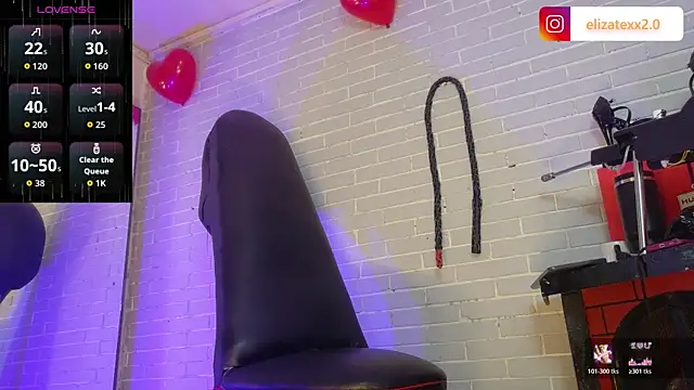 elizatexx online show from April 23, 8:11 pm