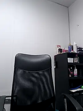 elizatexx online show from April 27, 11:35 pm