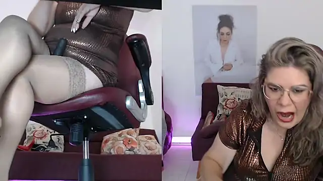 zehra sanem online show from October 25, 8:26 pm