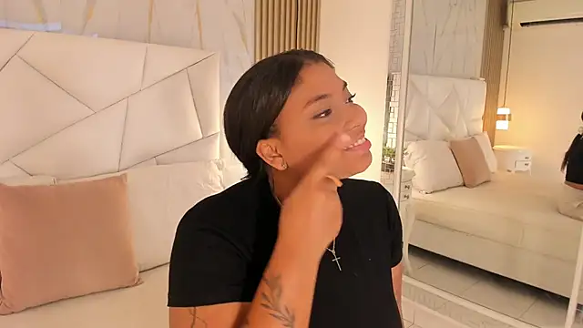 belacampbell online show from May 13, 5:13 am