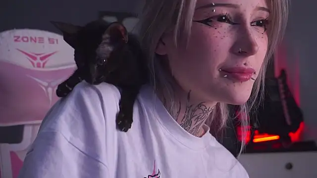 fraulein mooon online show from January 8, 8:46 pm