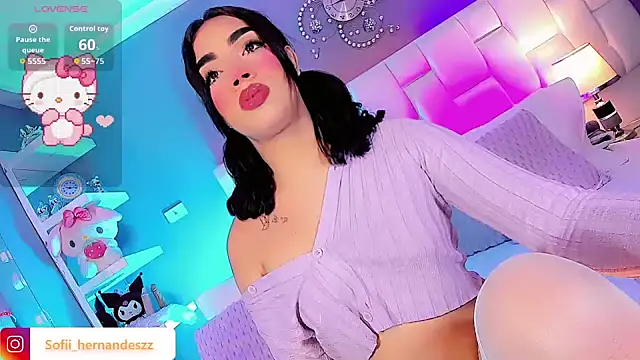 Snapshot of Sofi_hdz chatting on September 15, 8:38 pm Sofi hdz online show from September 15, 8:38 pm