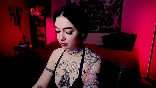 Magic Allie online show from April 28, 6:56 pm