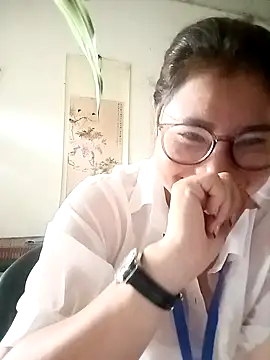 Rose DiDi online show from April 29, 3:43 am