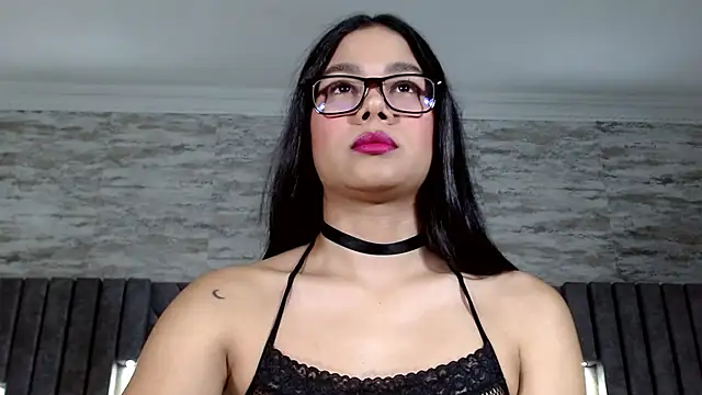 JasmineMore online show from November 4, 10:04 pm