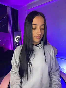 Ady 18 online show from April 25, 5:54 pm