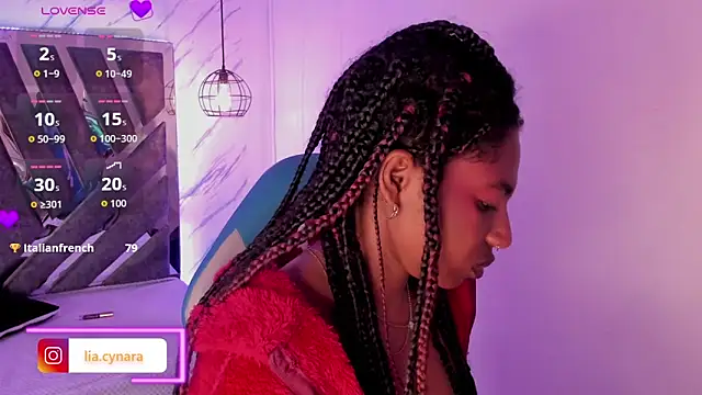 Snapshot of Queen_perla_ chatting on September 21, 4:05 pm Queen perla online show from September 21, 4:05 pm