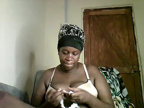 Snapshot of Sexy_valentine001 chatting on October 12, 1:08 am Sexy valentine001 online show from October 12, 1:08 am