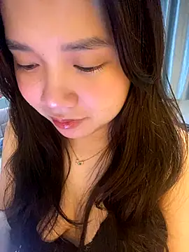 Hotellinh12 online show from November 7, 3:28 pm