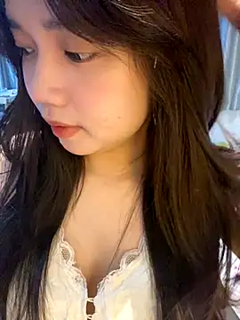 Hotellinh12 online show from September 10, 4:40 pm