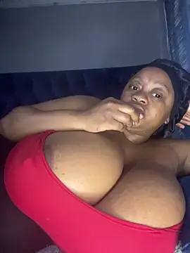 Chubbykarisma27 online show from April 26, 3:32 pm