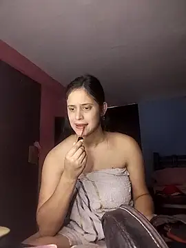 Catalinacandela online show from April 23, 7:05 pm