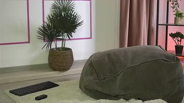 Cherrysweett online show from March 29, 8:46 am