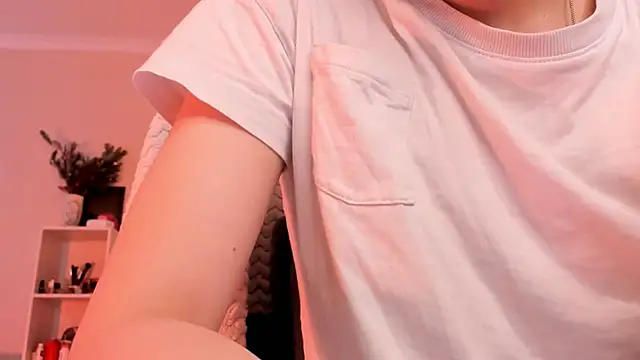 Britney Ross online show from April 27, 3:03 am