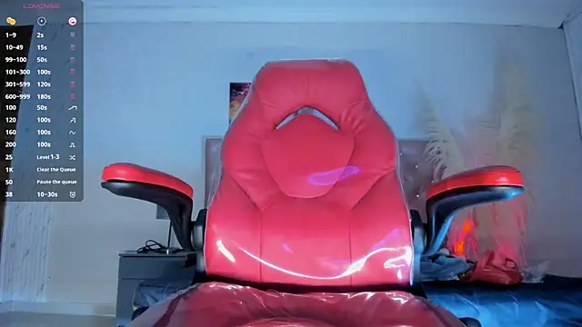 Lissalittlee online show from December 18, 8:02 pm