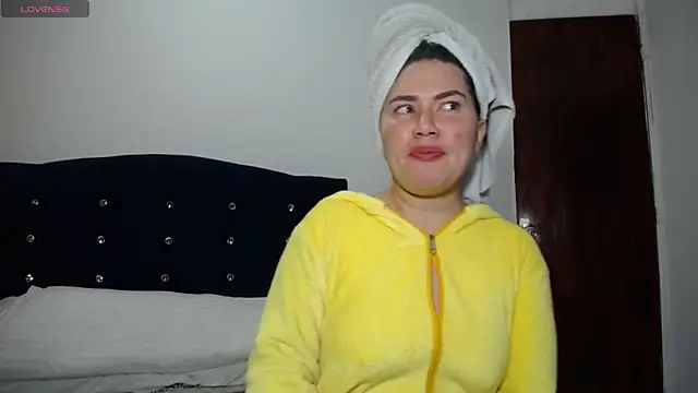 melpark online show from April 22, 1:13 am