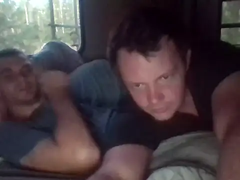 Snapshot of Deafguyproud69 chatting on September 19, 1:54 pm Deafguyproud69 online show from September 19, 1:54 pm