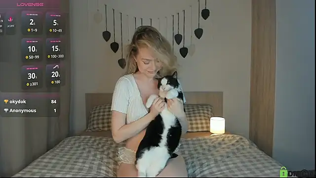 TheVanessaMaes online show from November 15, 5:08 am