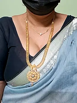 ananya956 online show from December 2, 11:00 am