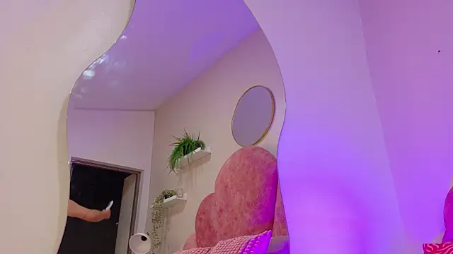 LilithSmith  online show from September 22, 11:41 am